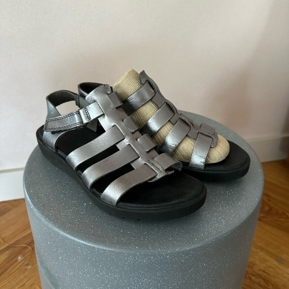 Ecco Silver and Black Women's Sandals - Picture 1 of 5
